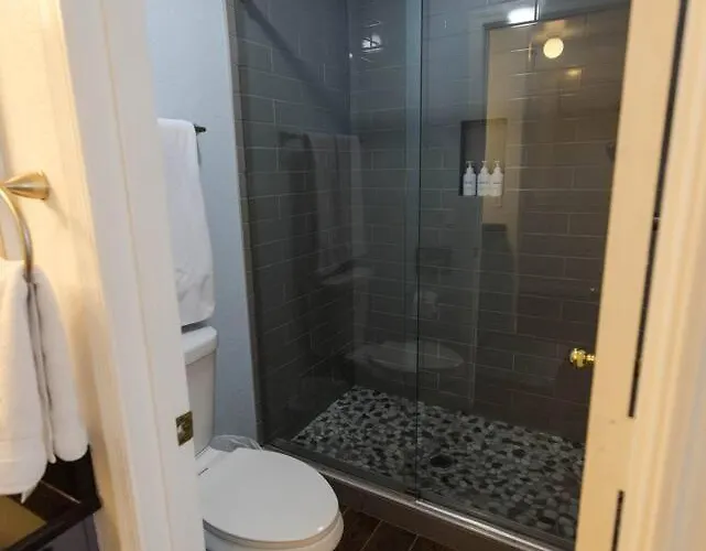 Pool/spa, Garage, Tesla Charger, 2 Primary Surprise